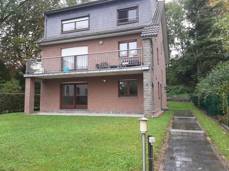 Schönes Appartement auf der zweiten Etage im Zentrum von Kelmis mit Blick ins Grüne in 4720 Kelmis