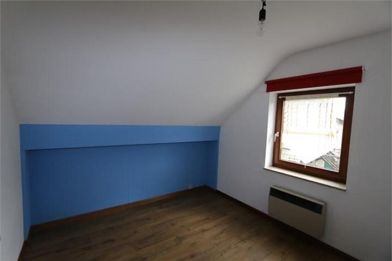 Schönes Appartement auf der zweiten Etage im Zentrum von Kelmis mit Blick ins Grüne in 4720 Kelmis