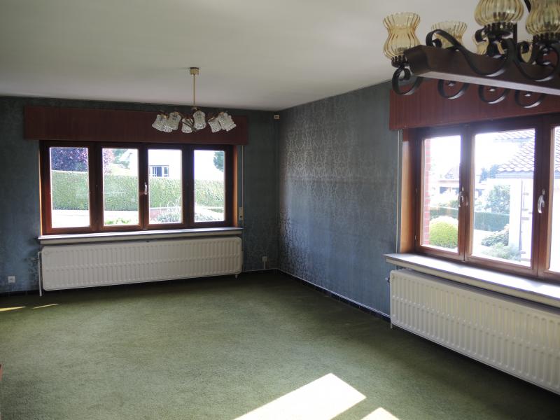 Schöner Bungalow in exponierter Lage in 4800 Lambermont