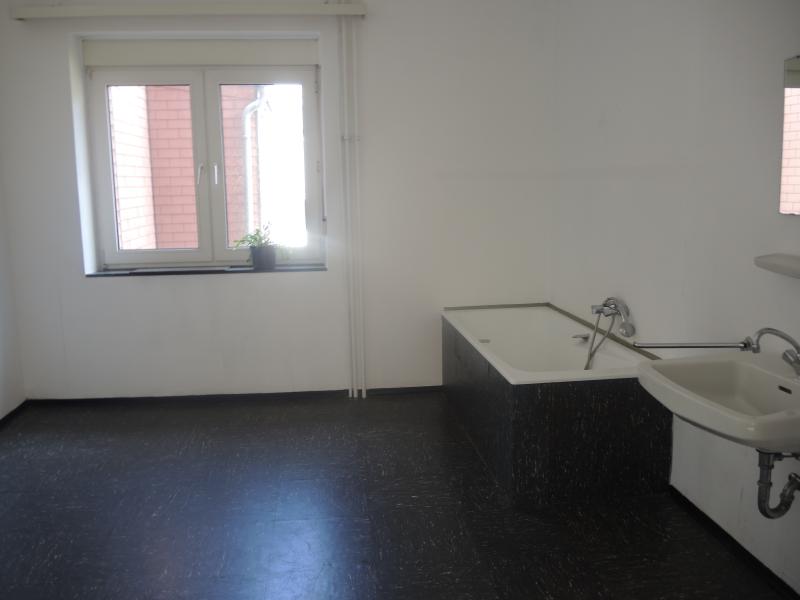 Immobilie als Renditeobjekt in bester Lage in Roetgen (D) in Bundesstrasse 41 in D-52159 Roetgen