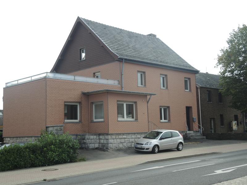 Immobilie als Renditeobjekt in bester Lage in Roetgen (D) in Bundesstrasse 41 in D-52159 Roetgen 