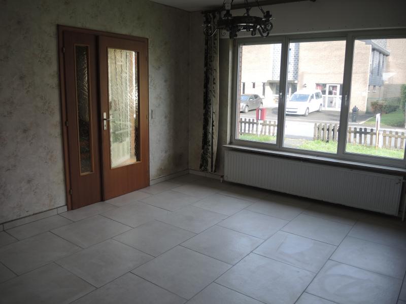 Gepflegtes Vierfassadenhaus mit Garten und Garage. in 4840 Welkenraedt