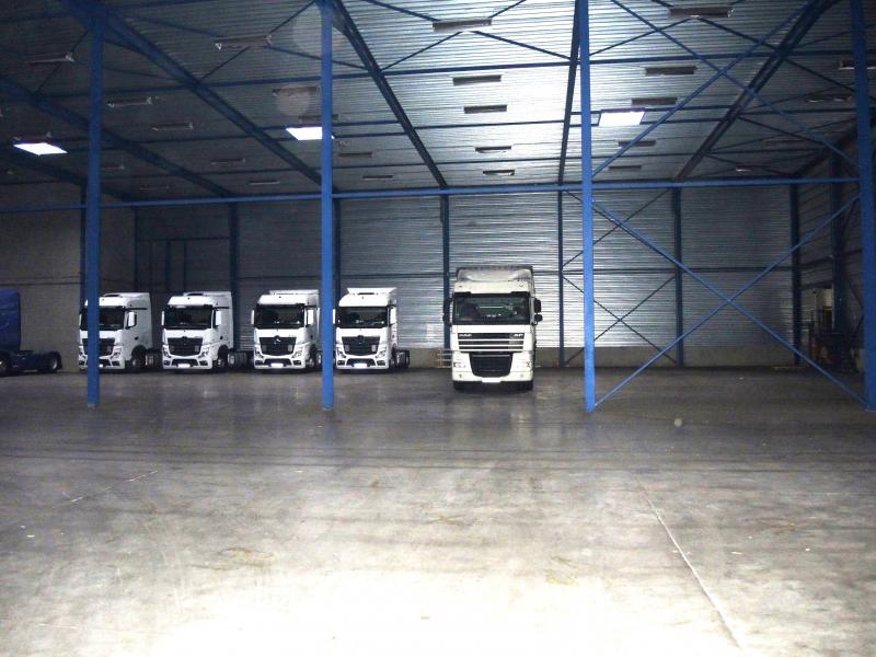 Moderne Lager-/Produktionshalle im Industriegebiet in Eupen ZU MIETEN in 4700 Eupen