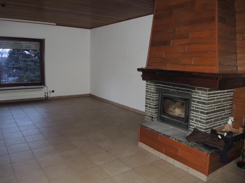 Schönes grosses Einfamilienhaus im Bungalowstil in Recht in Bergstrasse 168 in 4780 Recht