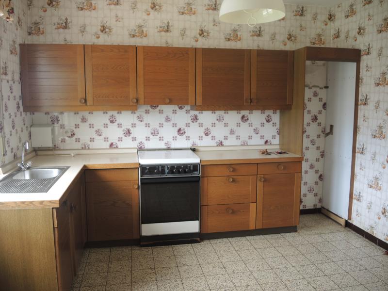 Gepflegtes Vierfassadenhaus mit Garten und Garage. in 4840 Welkenraedt