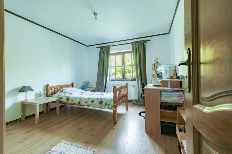 Sehr schönes und solides Haus im Naherholungsgebiet der Eifel in 4950 Waimes