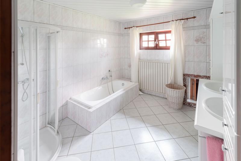 Sehr schönes und solides Haus im Naherholungsgebiet der Eifel in 4950 Waimes