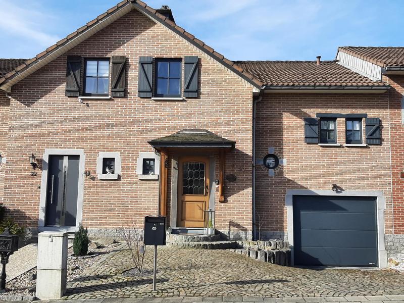 Topgepflegtes Mittelreihenhaus in ruhiger Lage Zentrumsnah in 4721 Kelmis, Doktor Molly Strasse 20